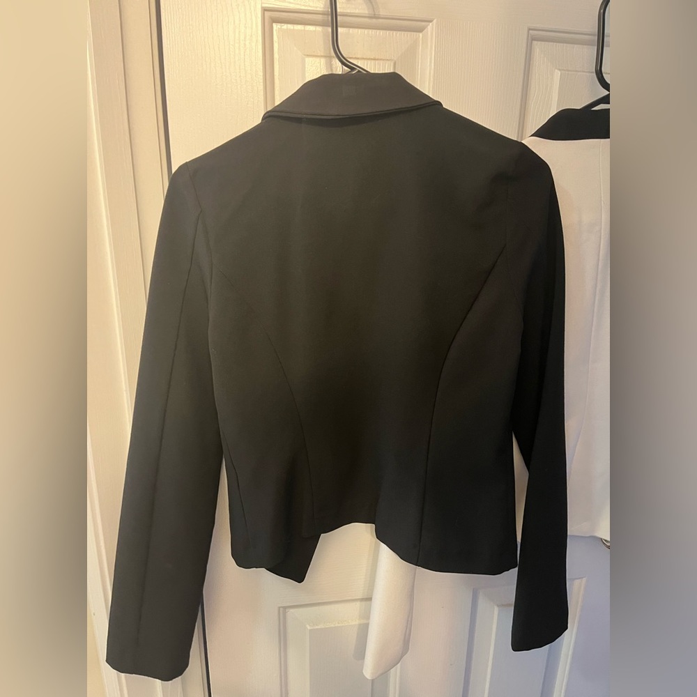 Black blazer - Picture 2 of 2